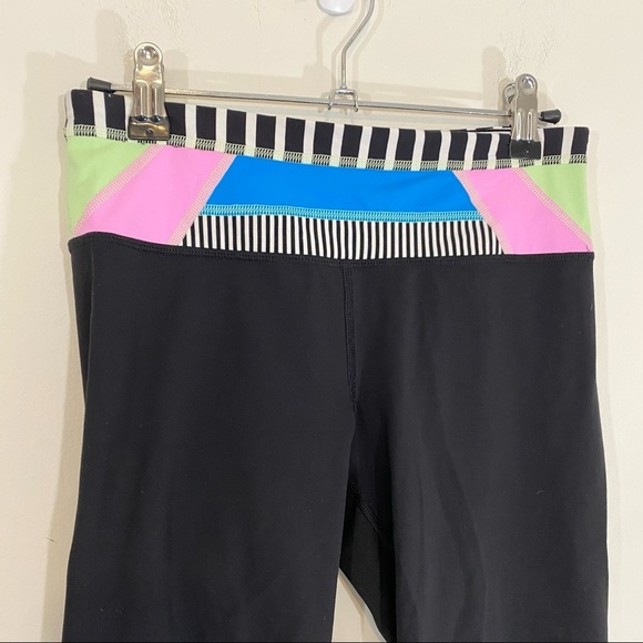 Lululemon Seawheeze Run Inspire Crops Half Marathon 2013 Pastel Rainbow Stripe 4 - Picture 4 of 8
